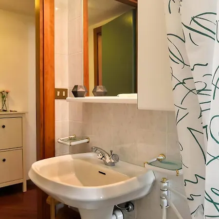 Lejlighed Joivy 1 Bedroom Next To Piazza Leonardo Da Vinci *